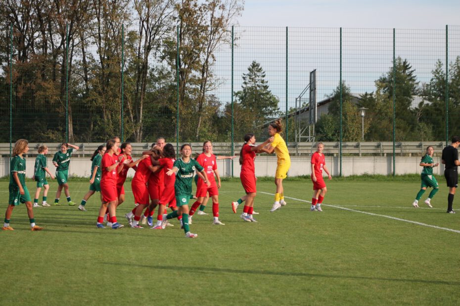 U17-Juniorinnen des TSV Gilching-Argelsried beim Bayernliga-Heimspiel gegen die SpVgg Greuther Fürth